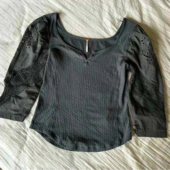 Free People Gray Eyelet Sleeve Top - Picture 2 of 15